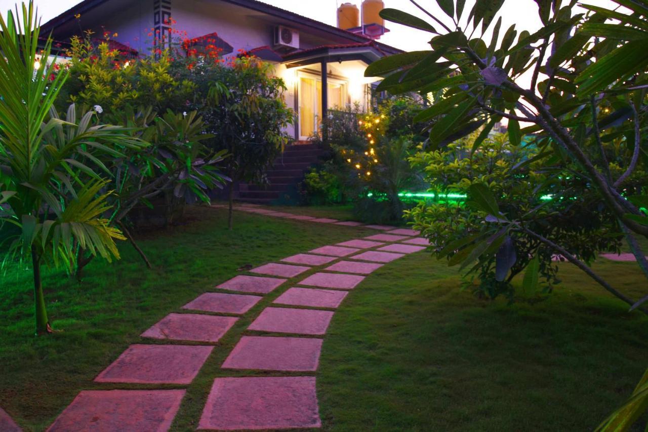 Vagator Retreat Resort With Swimming Pool מראה חיצוני תמונה